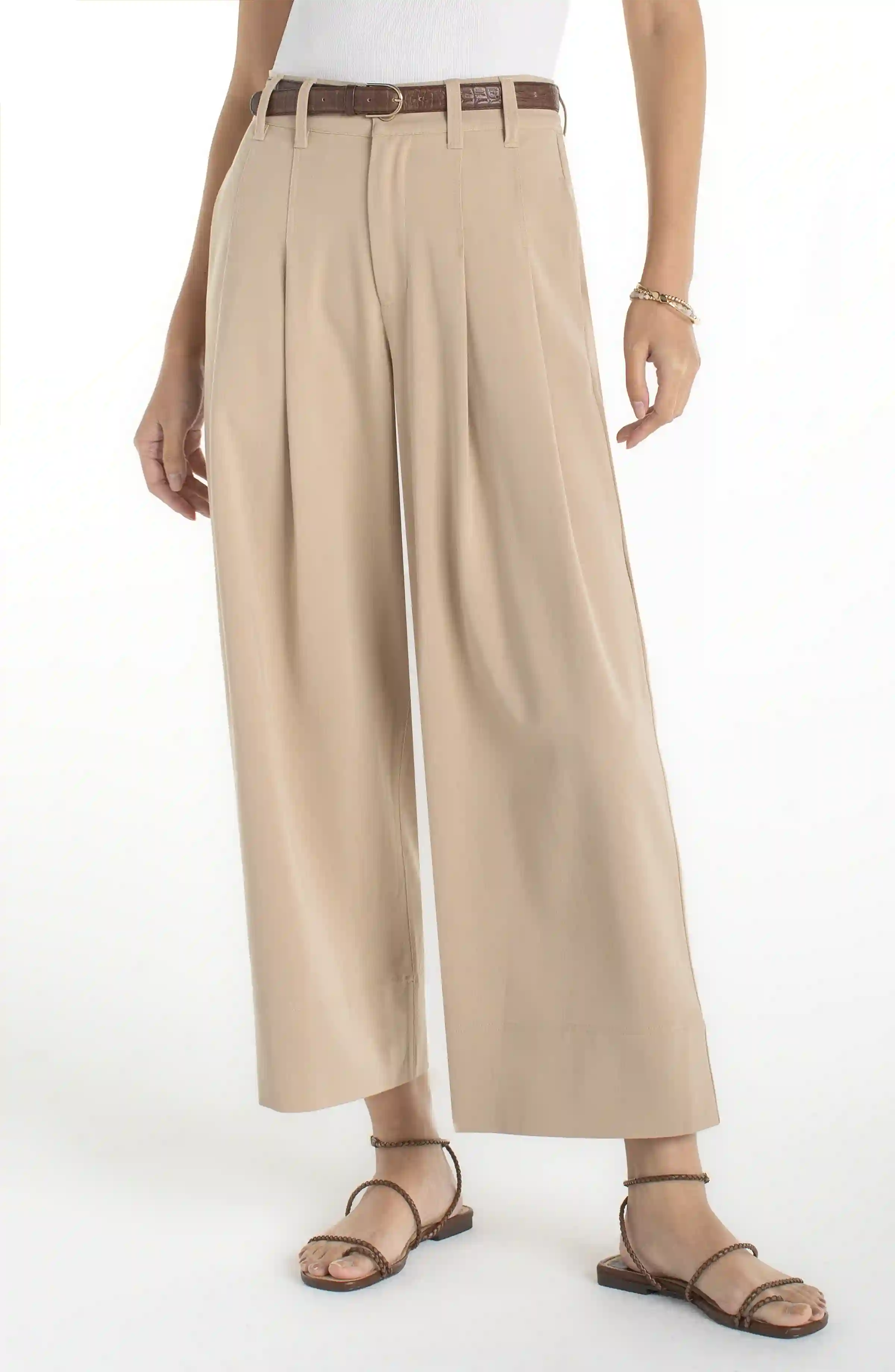 PLEATED WIDE LEG CROP TROUSER