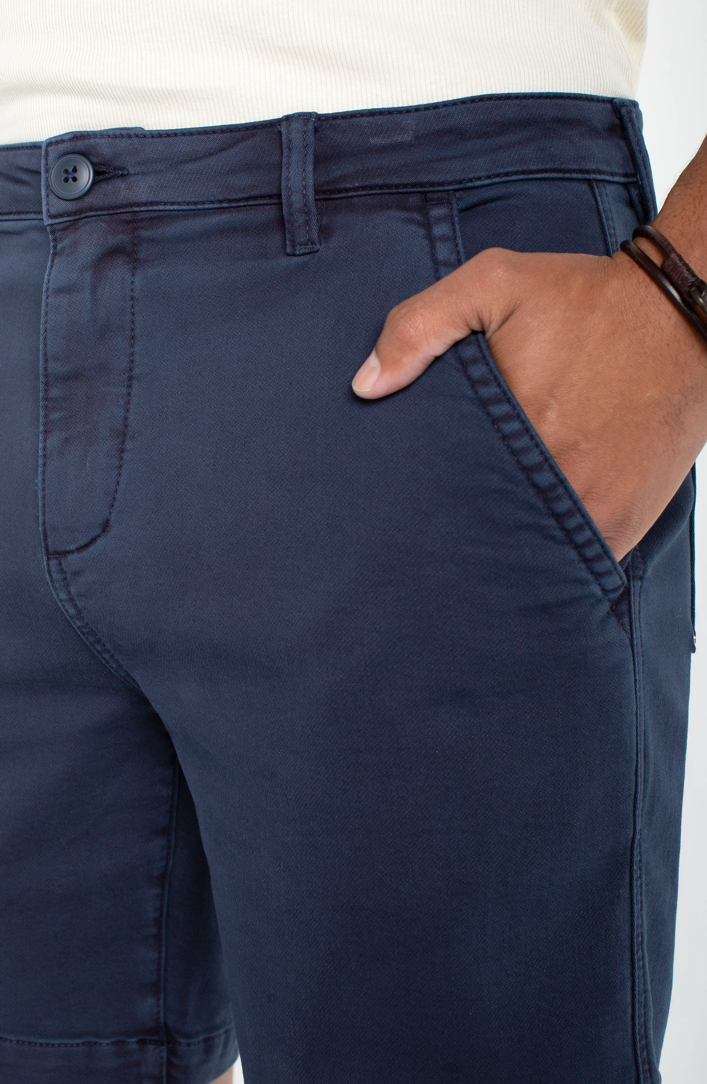 TWILL SHORT - Image 2