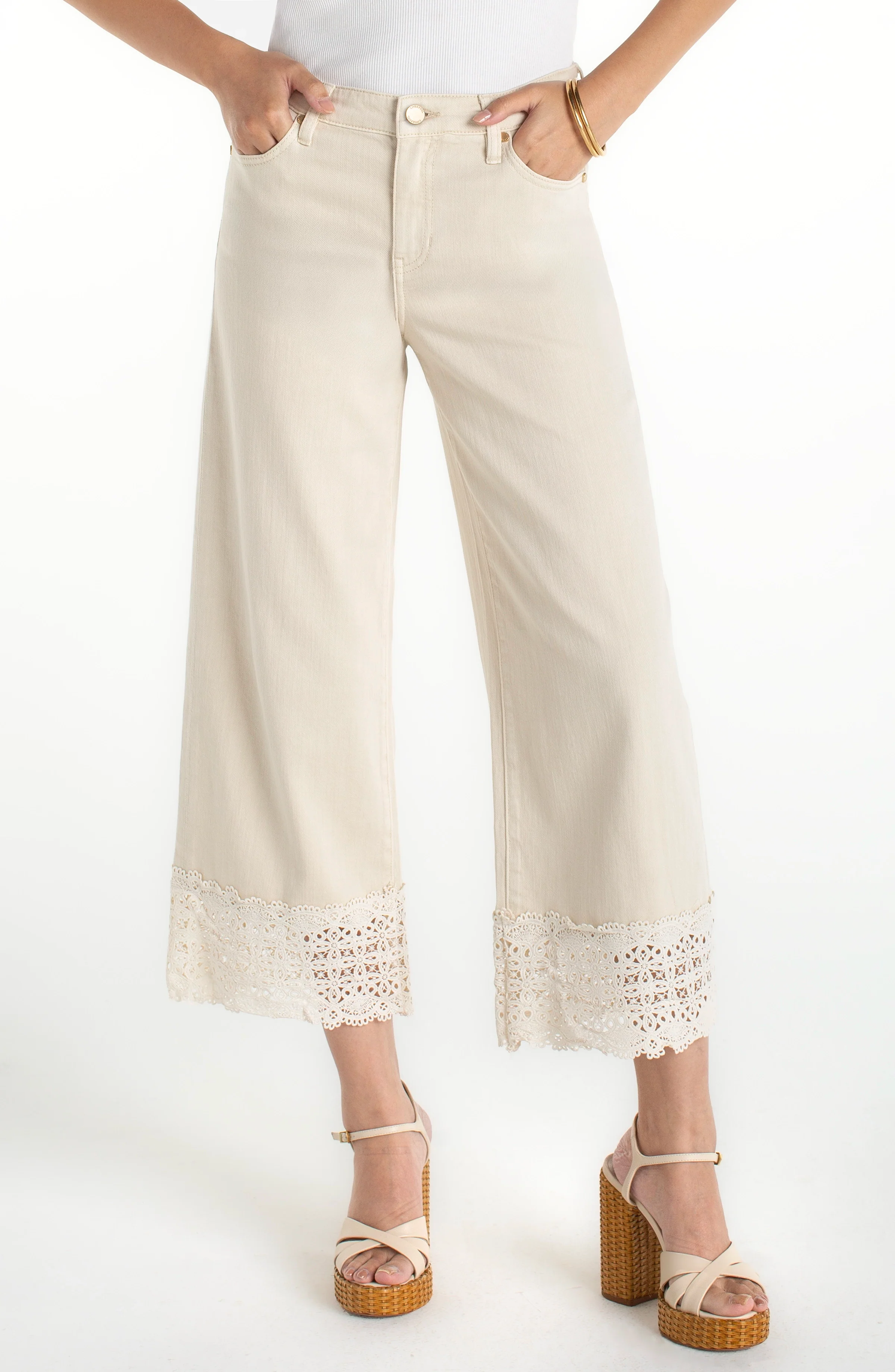 STRIDE WIDE LEG WITH LACE TRIM